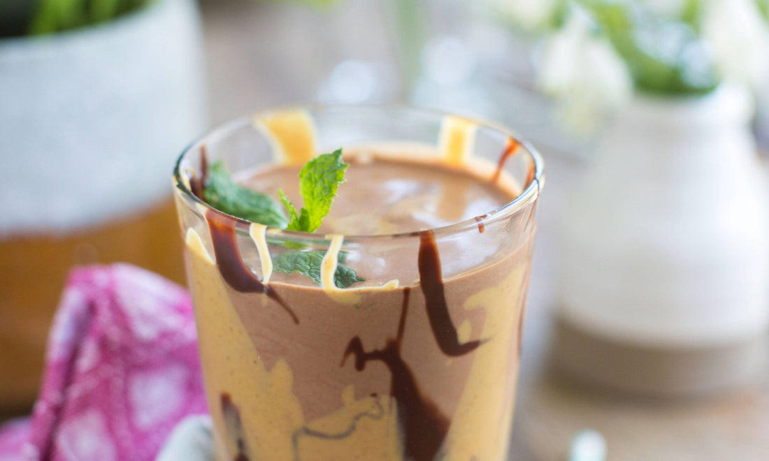 This Dairy-Free Chocolate Peanut Butter Post-Workout Shake Recipe Is Everything