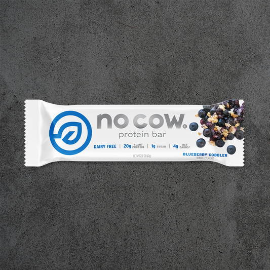 no cow blueberry cobbler protein bar
